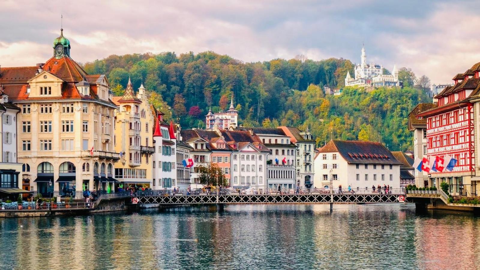 Casa Moreira Luzern Buitenkant foto